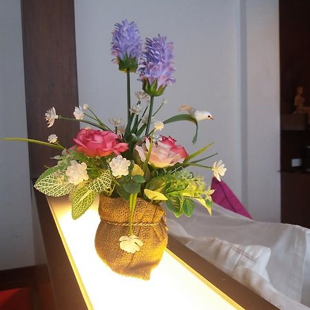Nicha Suite Hua Hin Hotel Luaran gambar